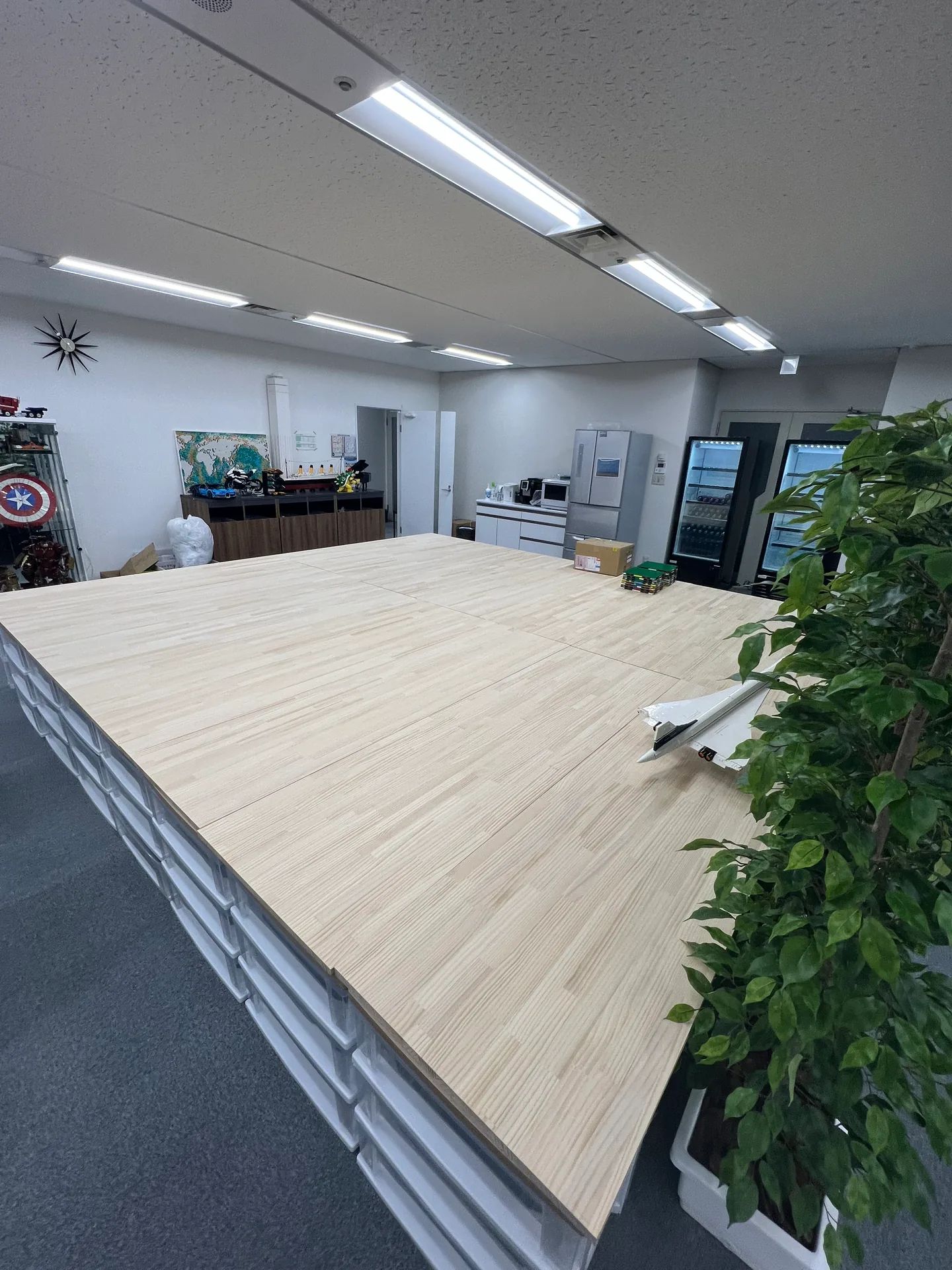 制作前の工房の作業台